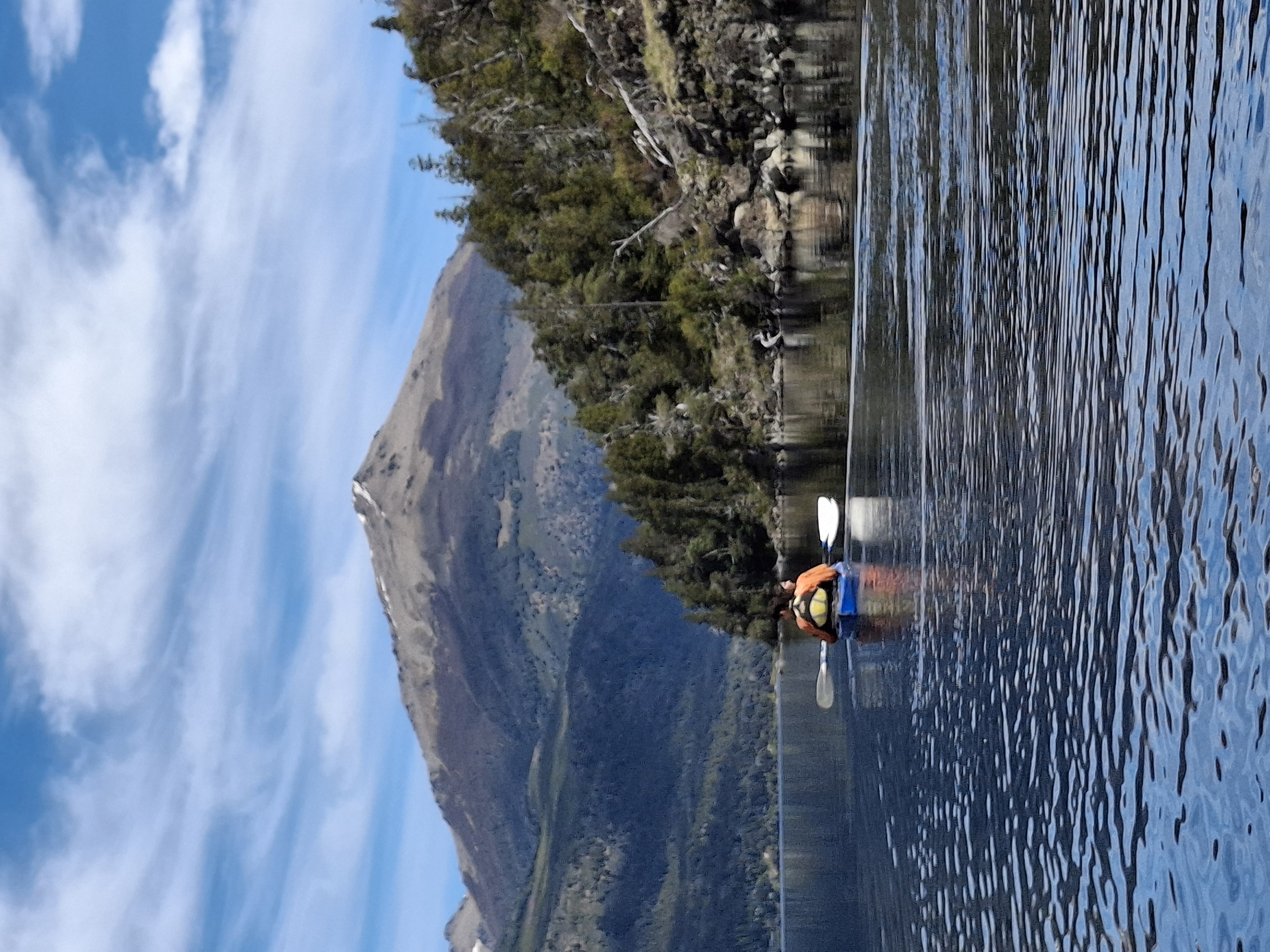 KAYAK EN EL LAGO GUTIÉRREZ CON TRASLADO paisaje