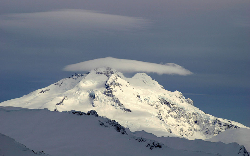 Cerro Tronador y Ventisquero Negro paisaje