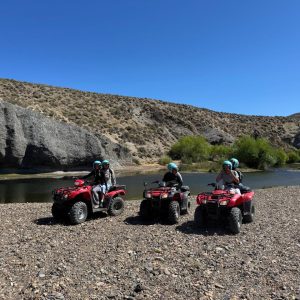 Experiencia en cuatri por la Estepa - Huella del Tiempo